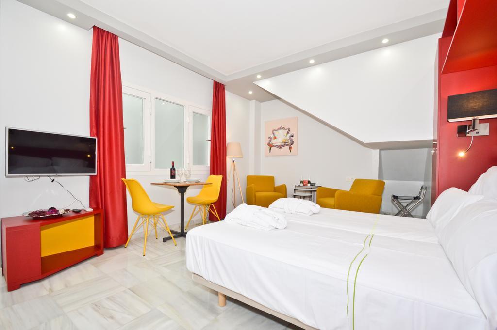 The Zentral Arenal Suites Séville Extérieur photo